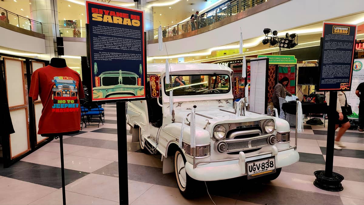 A 1955 Sarao jeepney was the centerpiece of HistoEx.